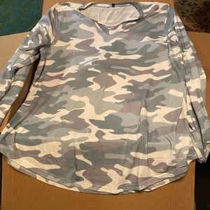 Cute camo long sleeve shirt